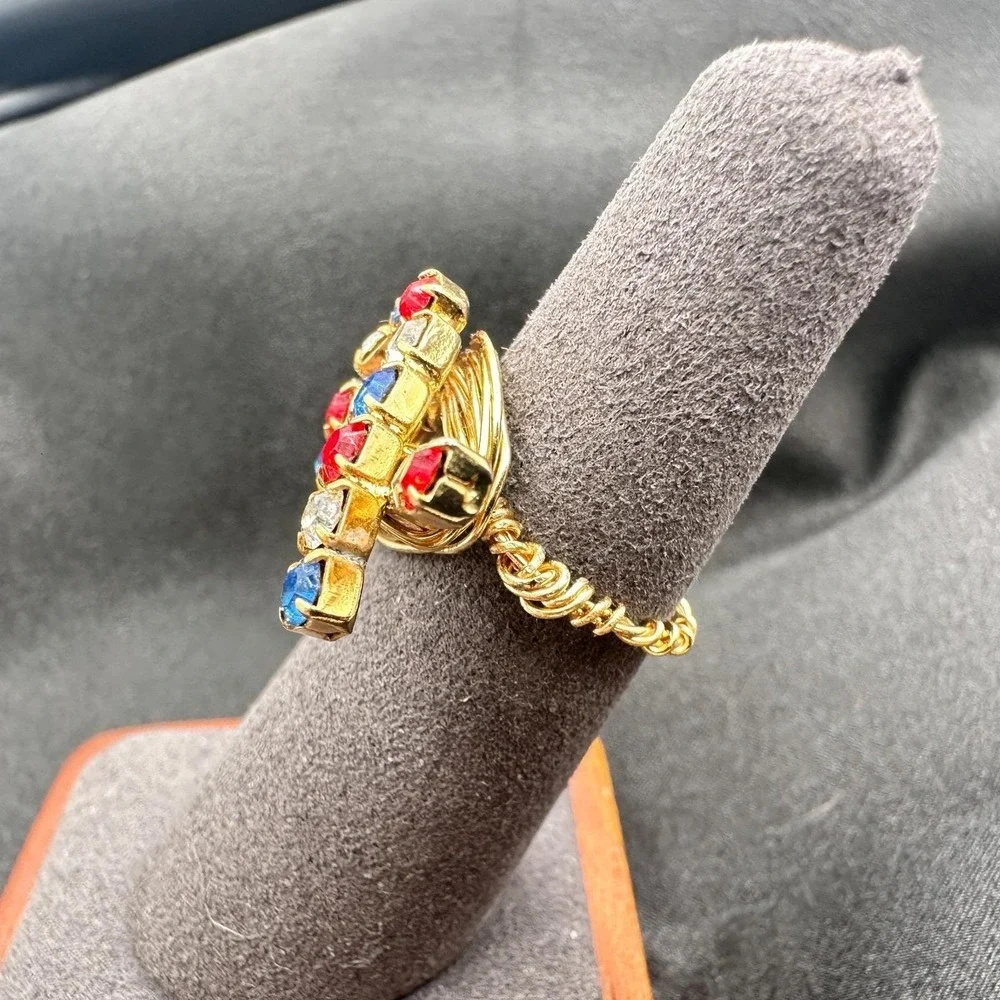 VTG Y2K Gold Tone Rhinestones Statement Bow Ring Women's Classic Fashion Jewelry
